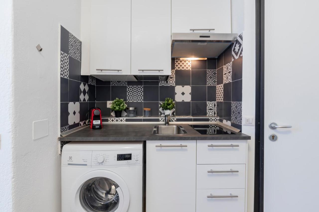 I Host Apartment - Alessi 10 Мілан Екстер'єр фото